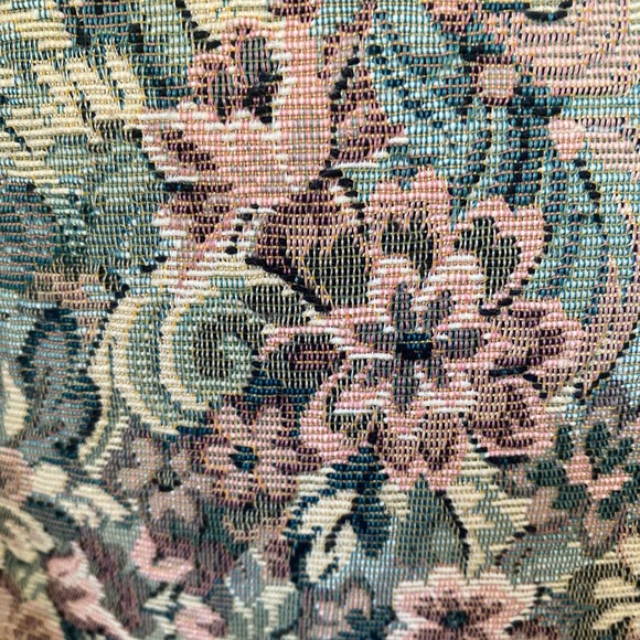 Tapestry Victorian Style Square Pillow Maidens Pastels Pink Grannycore Cottage - Picture 7 of 8